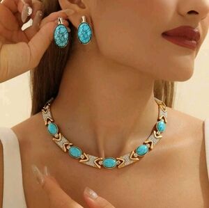BRAND NEW ** Gorgeous Necklace Set